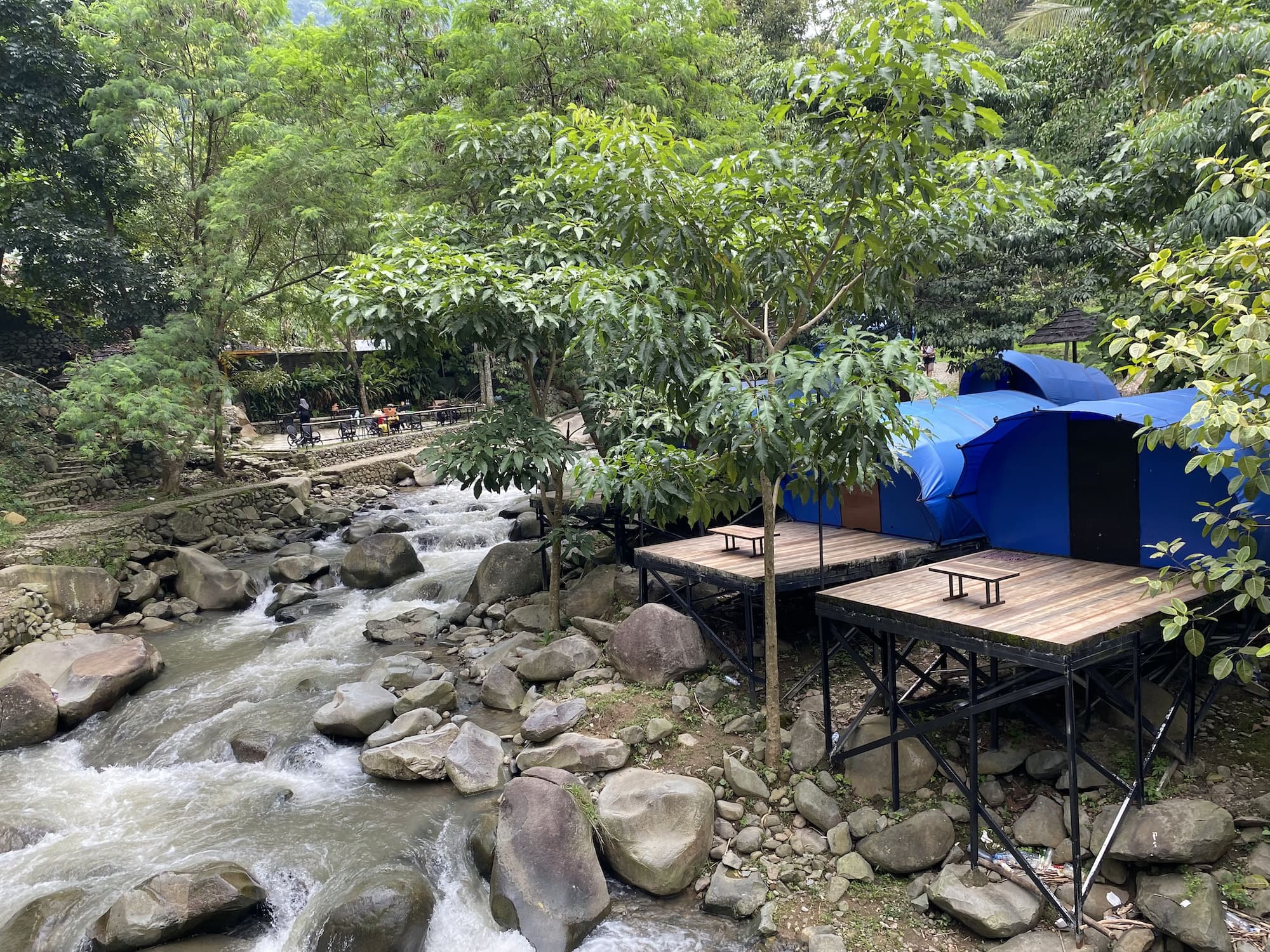 Glamping Nyaman di River Side Karawang