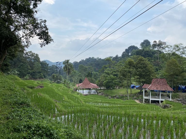 Tempat Glamping Komunitas Karawang